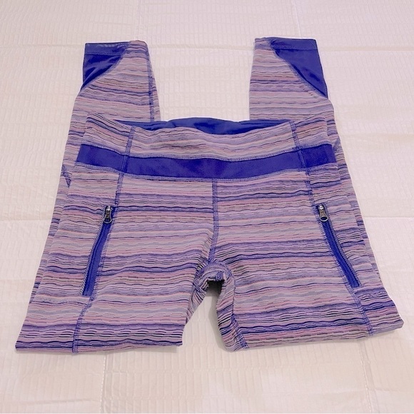 Lululemon Mid Rise Athletic Performance Leggings Stripes Purple Lavender Size 8 - Picture 11 of 15